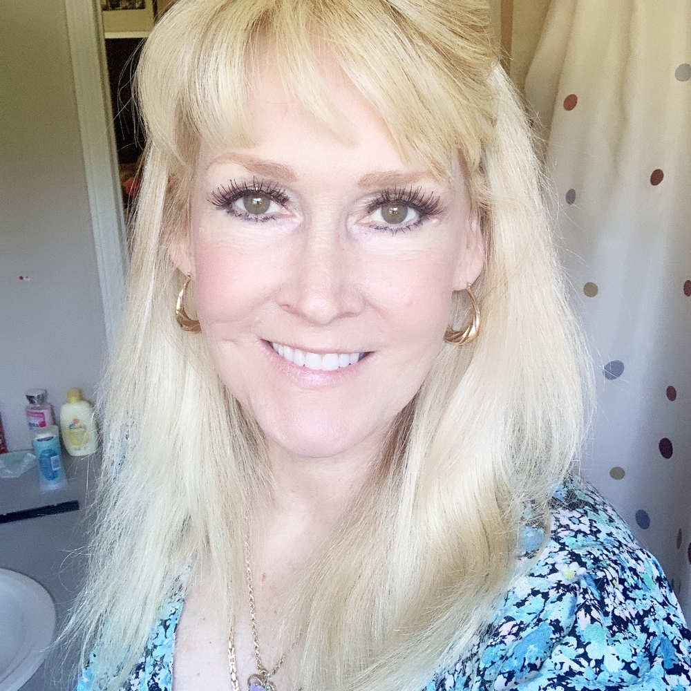 Meet your Posher, Valerie